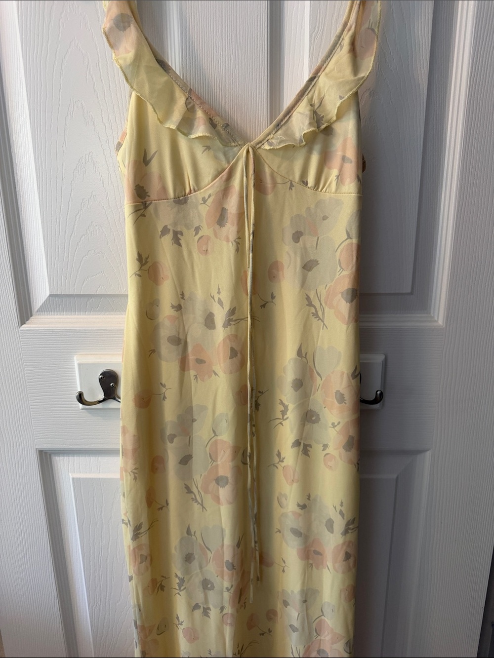 NWT in packaging- Yellow Floral Ruffle-Trim Dress Medium ( no brand) Amazon